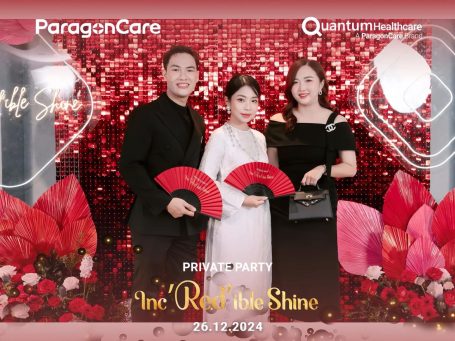 Backdrop Sequin đỏ Year End Party - ParagonCare & Quantum Healthcare (3)